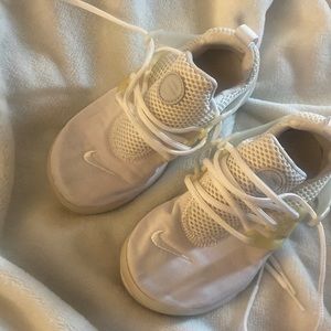 NIKE prestos worn a few times boys